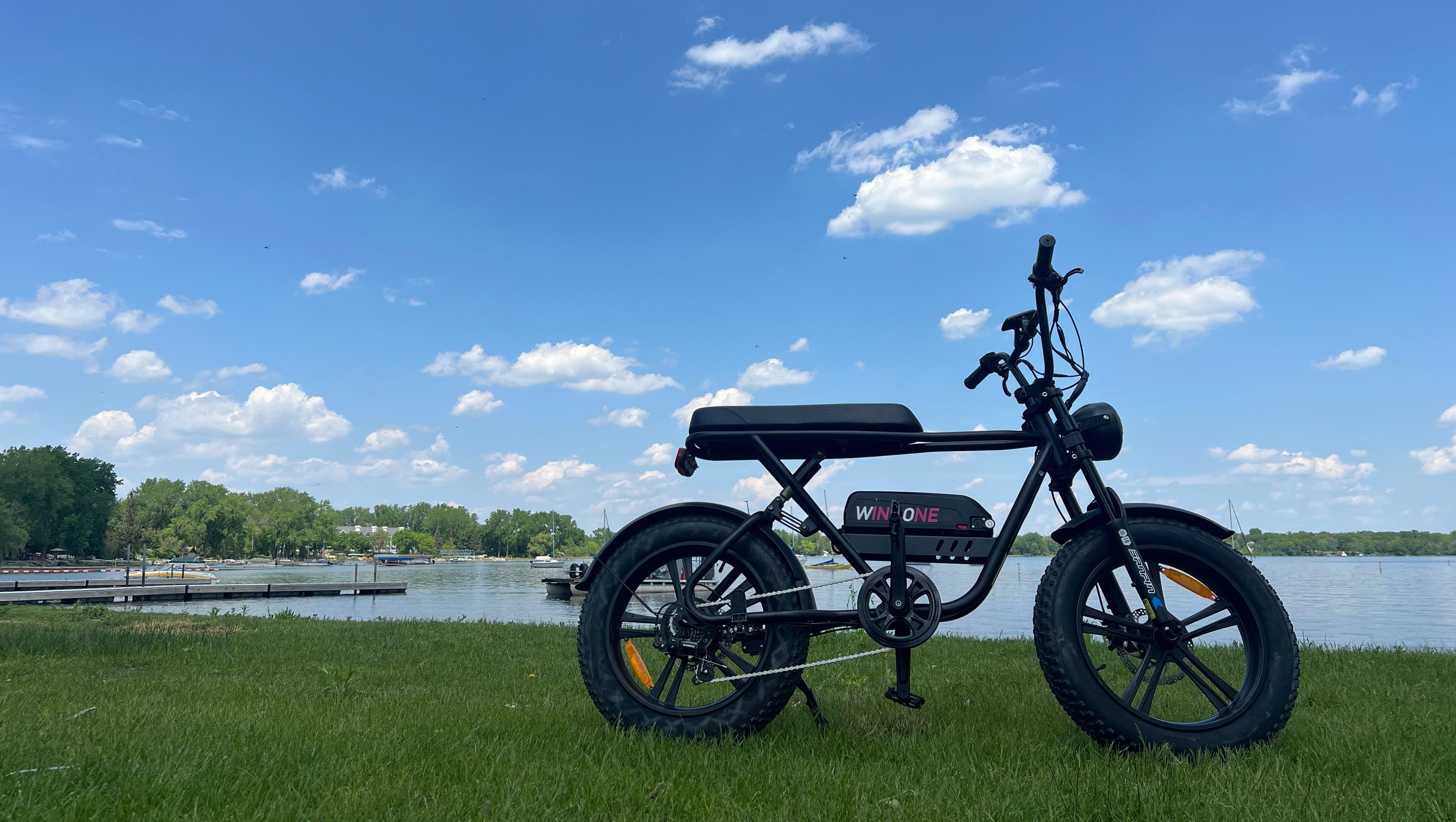 Electric Dirt Bike Riding Guide: Tips, Safety & Trail Rules