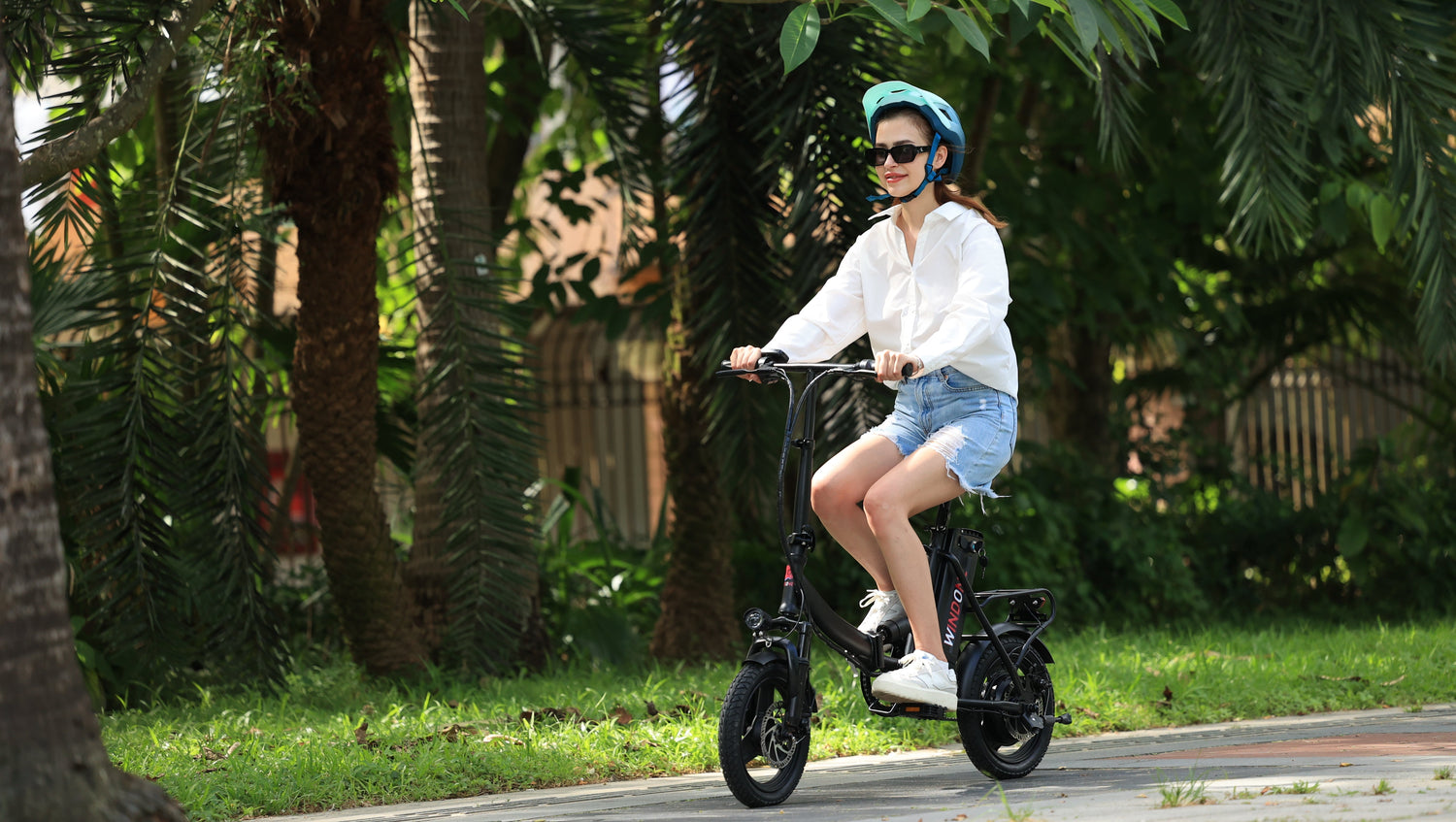 Is an E-Scooter or E-Bike Better for Commuting?