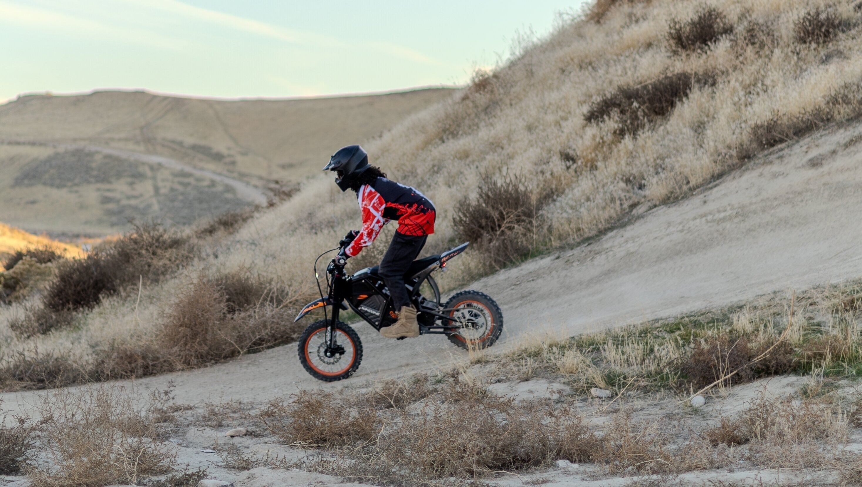 Fall Riding Guide: How to Prepare Your Electric Dirt Bike for Wet Leaves and Cold Mornings